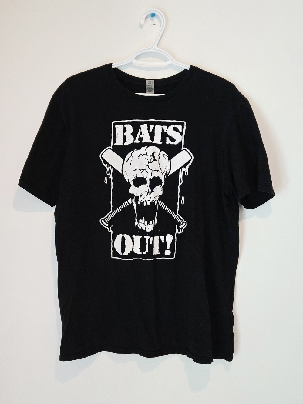 💀 Bats Out! Hardcore Punk Graphic Tee 🎸